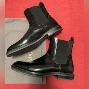 Alexander McQueen size 41 black boots